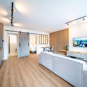 Coblenz Suites
